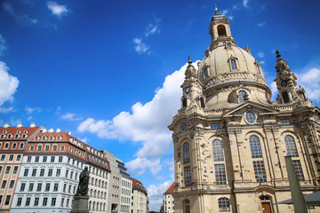 Fototapeta premium Neumarkt Square at Frauenkirche (Our Lady church) in the center