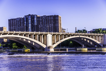 Fototapeta premium 3rd Ave. Bridge in Minneapolis.