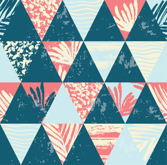 Obraz premium Seamless exotic pattern with palm leaves on geometric background