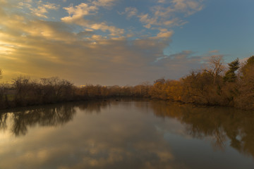 Obraz na płótnie Canvas River Sunset