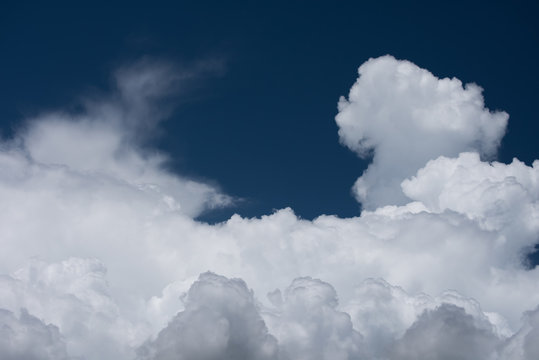 Air Convection And Mature Cumulus Cloud