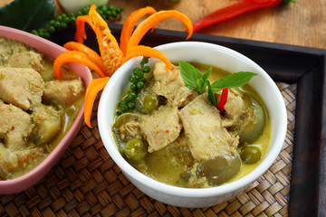 Green curry food.