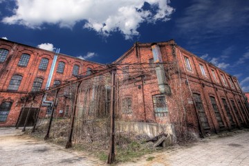Fototapeta na wymiar Old textile factory