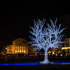 Leuchtender Baum