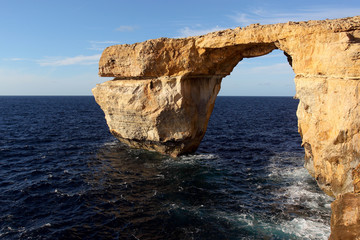 Okno skalne Azure Window na maltańskiej wyspie Gozo - obrazy, fototapety, plakaty
