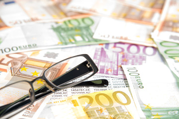 Geld und eine Statistik