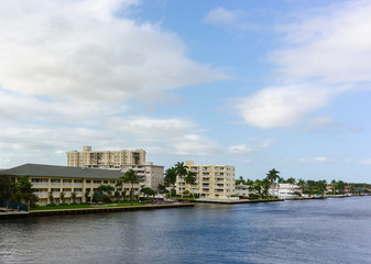 Fototapeta na wymiar Modern buildings along the Intracoastal Waterway in Ft. Lauderdale, Florida