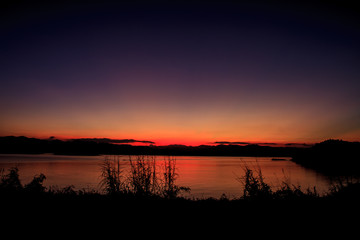 Fototapeta na wymiar abstract Sunset at lake