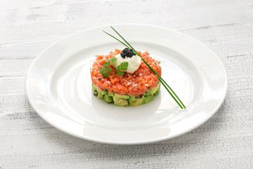 salmon tartare with avocado