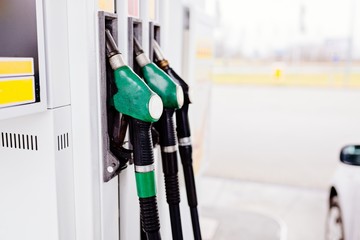 Gasoline and diesel distributor