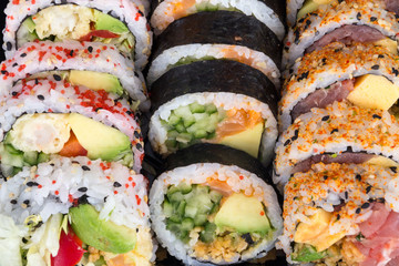 various fish sushi plate