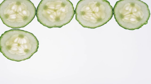 Time lapse with slices of cucumber