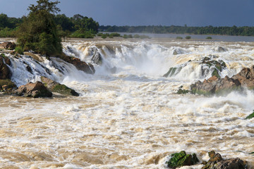 Khon Pha Peng waterfalls the 