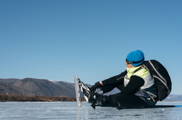 Fototapeta na wymiar Norwegian hiking skates. An experimental tour skates for prolonged trips to the ice. Used in Russia.