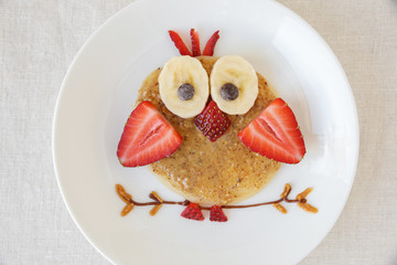 Owl pancake breakfast, fun food art for kids