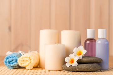 Obraz na płótnie Canvas close-up set for spa treatments, massage and relaxation