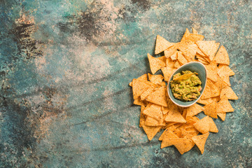 Guacamole served with nachos