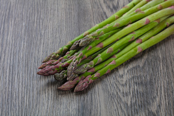 Raw asparagus