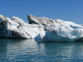 Fototapeta na wymiar Der Gletschersee Jökulsárlón in Island