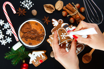 Decorated gingerbread.