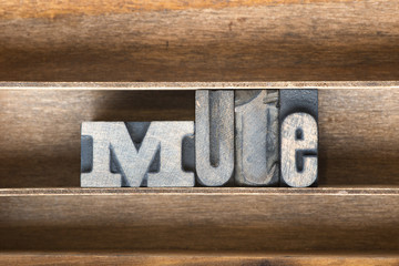 mute wooden tray