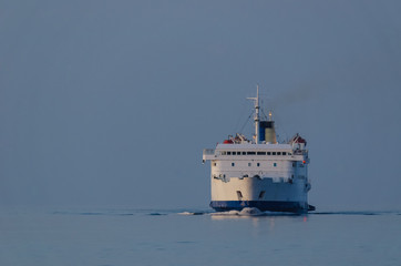 PASSENGER FERRY AT SEA © Wojciech Wrzesień