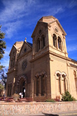 Fototapeta na wymiar Cathedral Basilica of Saint Francis of Assisi in Santa Fe