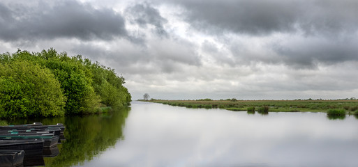 Au bord de l'eau