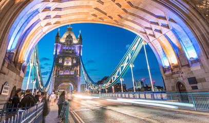 Obraz na płótnie Canvas Stunning night view of Tower Bridge traffic, London - UK