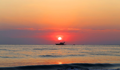 Photos bright sunset