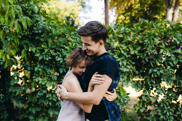 guy and girl in the park