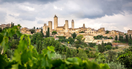 Fototapeta na wymiar Panorama de San Gimignano, Toscane