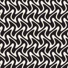 Hand Drawn Horizontal ZigZag Lines. Vector Seamless Black and White Pattern.