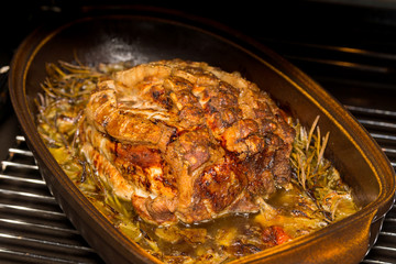 Krustenbraten