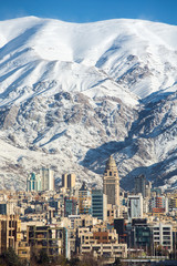 Obraz premium Winter Tehran view with a snow covered Alborz Mountains on back