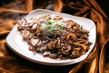 짜장면,jajangmyeon, black-bean-sauce noodles,쟁반짜장, jaengban zhajjang
