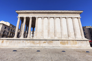 Obraz premium Maison Carree in Nimes