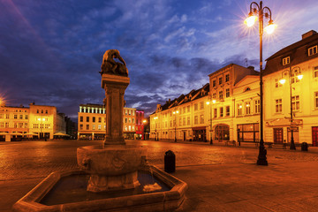 Fototapeta na wymiar Old town square in Bydgoszcz
