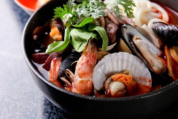 해물짬뽕, haemul jjamppong, Chinese-style noodles with vegetables and seafood, seafood jjamppong