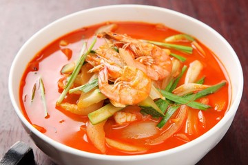 해물짬뽕, haemul jjamppong, Chinese-style noodles with vegetables and seafood, seafood jjamppong