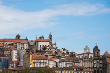Fototapeta na wymiar San Francisco Church and Bolsa Palace in Porto / San Fransisco 教会の前をPorto名物のTram が走ります。