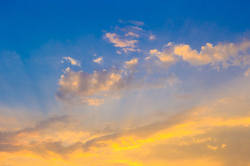 sky background with tiny clouds