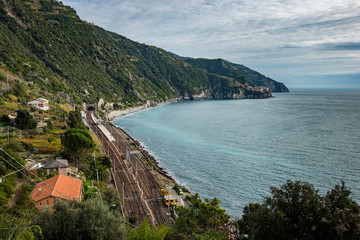 pociąg cinque terre  © BlackMediaHouse