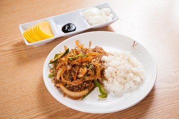 잡채밥, japchae bap,  Rice with Stir-fried Glass Noodles and Vegetables, fried rice