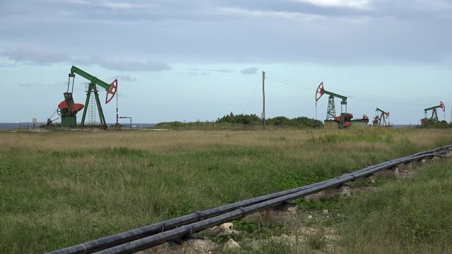 Oil production with a Pumpjack in the Matanzas Province