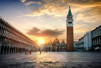 Fototapeta na wymiar San Marco at sunrise