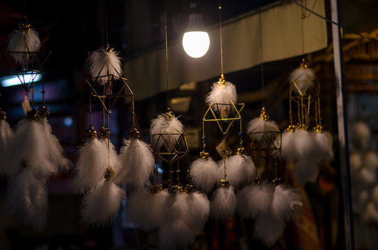 White feather mobile hang