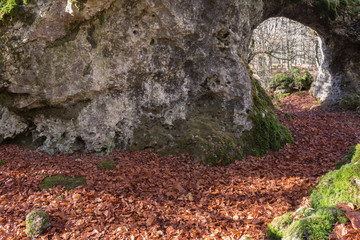 Arco natural de Zalamportillo, sierra de Entzia, Álava (España)