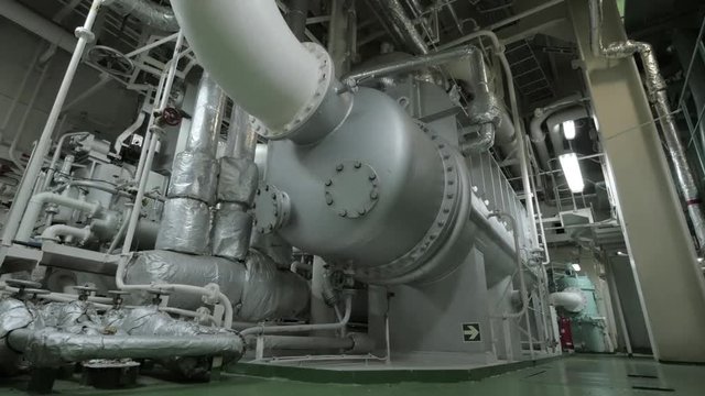Steam condenser of large tanker