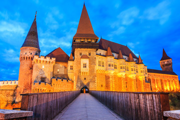 Fototapeta na wymiar Hunyad Castle / Corvin's Castle in Hunedoara, Romania.